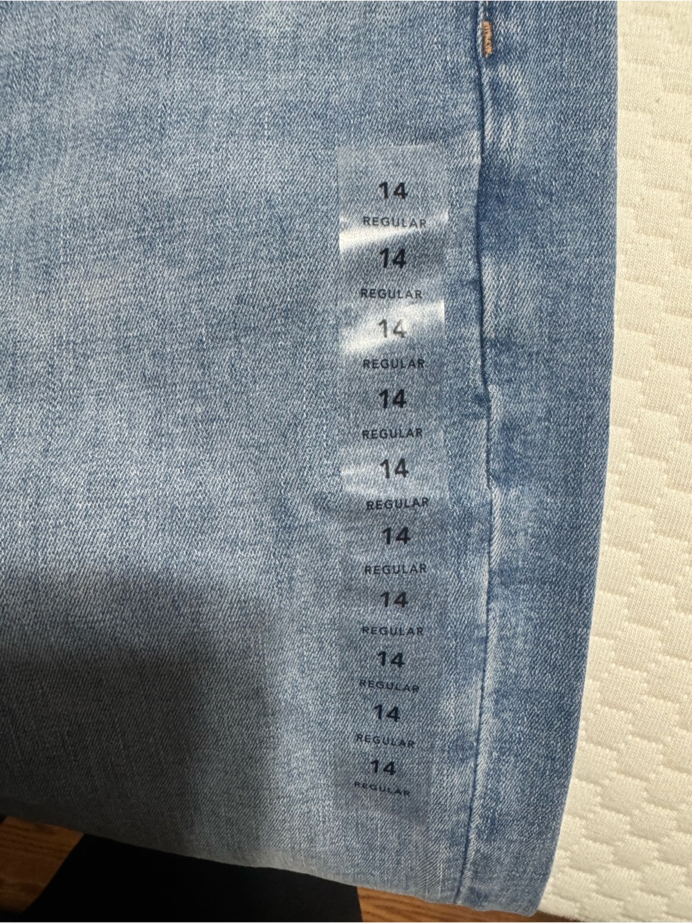 Jeans Subcategory Identification - Picture 2 of 6